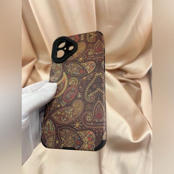 Paisley Pattern IPhone 16 plus Case - Picture 5 of 5